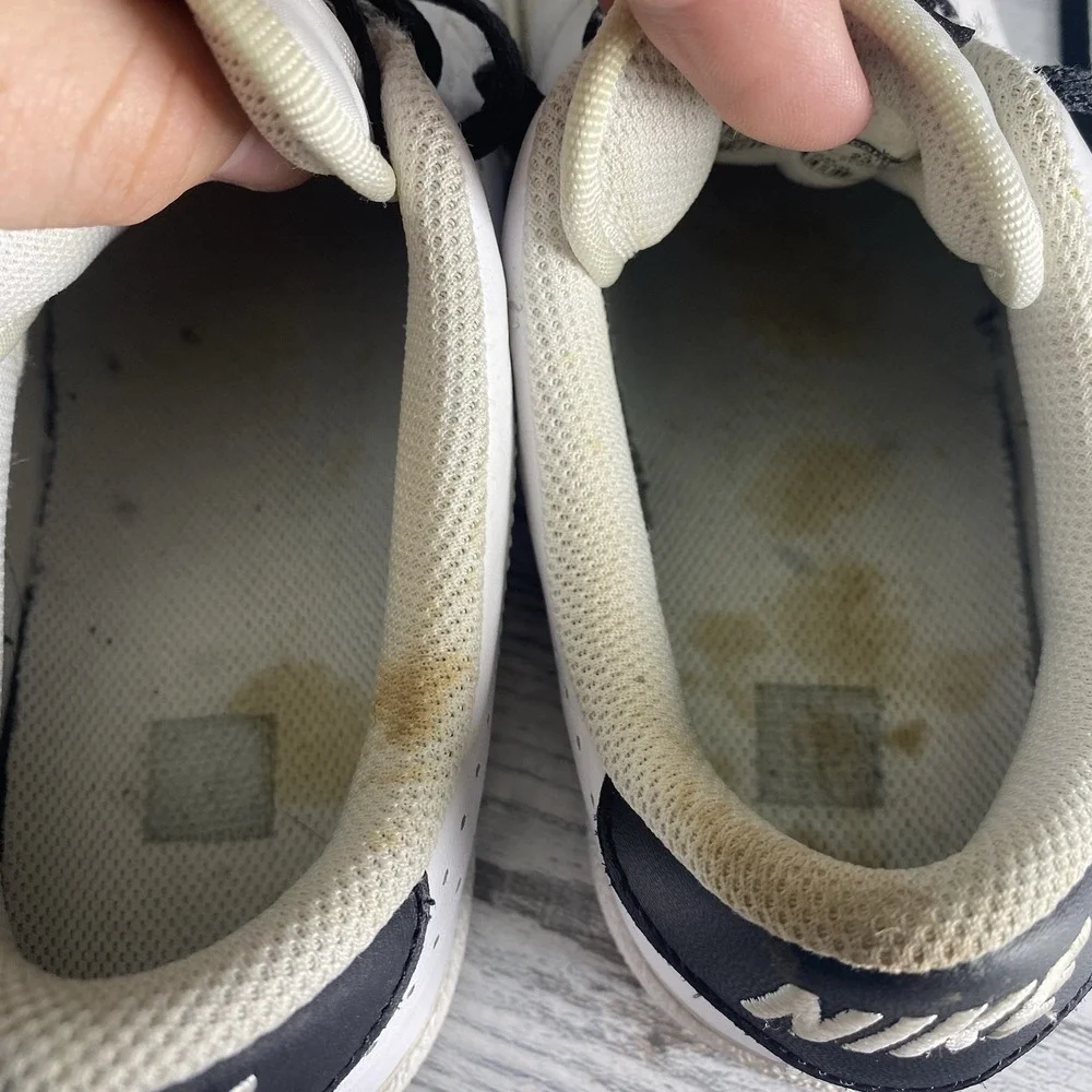Nike Sneakers Kids 4.5Y White Leather Classic Casual Tennis Shoes 834123-101